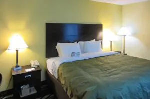 Quality Inn Holly Springs South hotel detail image 1