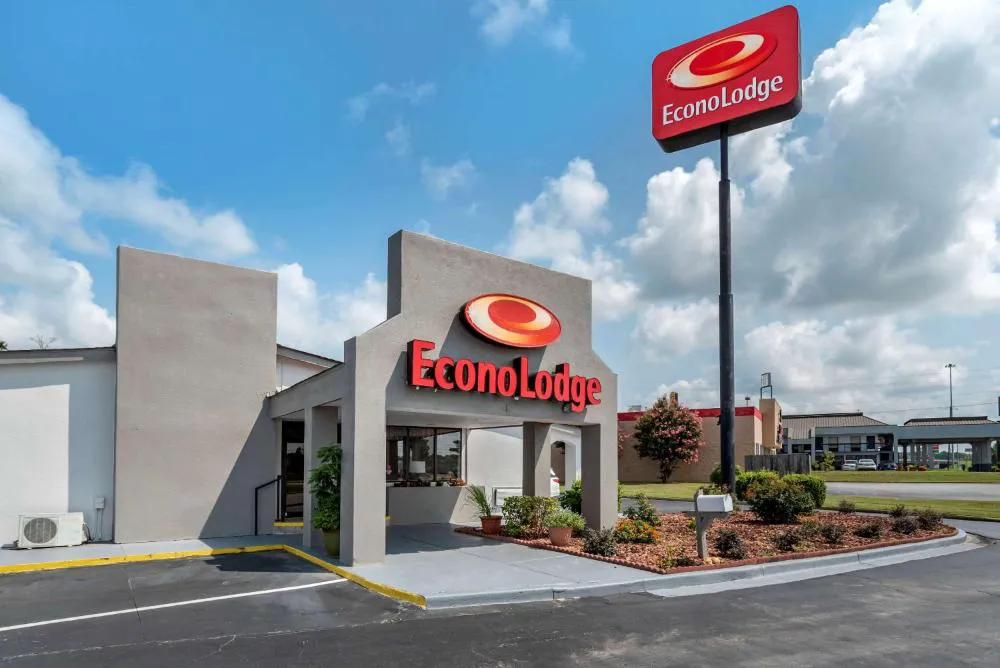 Econo Lodge Oxford hotel hero
