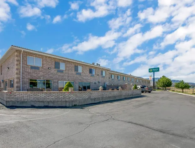 Quality Inn & Suites Fillmore I-15 hotel detail image 3