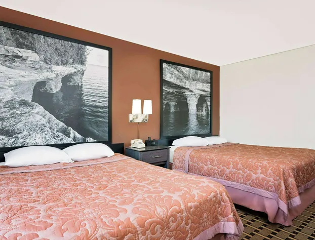 Super 8 by Wyndham Ashland hotel detail image 4