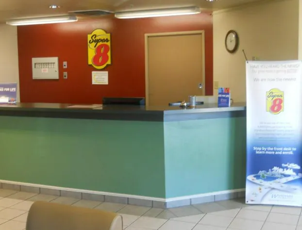 Super 8 by Wyndham Salmon hotel detail image 3