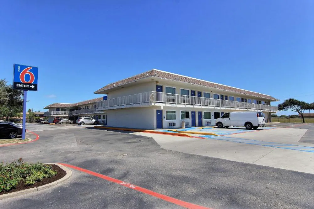 Motel 6 Corpus Christi, TX - East - North Padre Island hotel hero