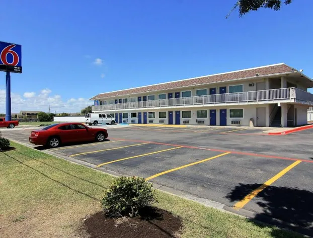 Motel 6 Corpus Christi, TX - East - North Padre Island hotel detail image 2