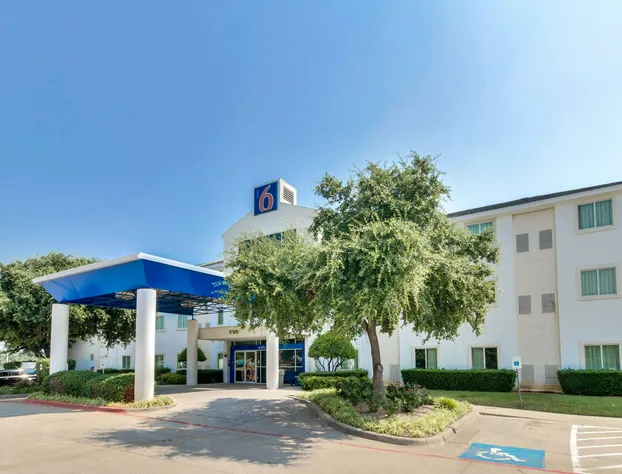 Motel 6 Lewisville, TX - Dallas hotel detail image 1