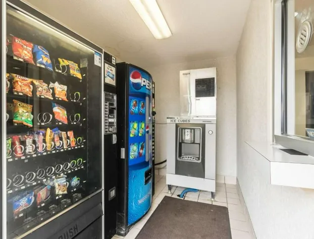 Motel 6 Crawfordsville, IN hotel detail image 3