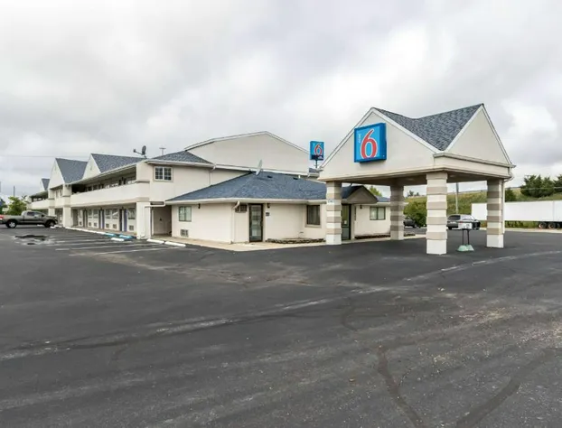 Motel 6 Crawfordsville, IN hotel detail image 1