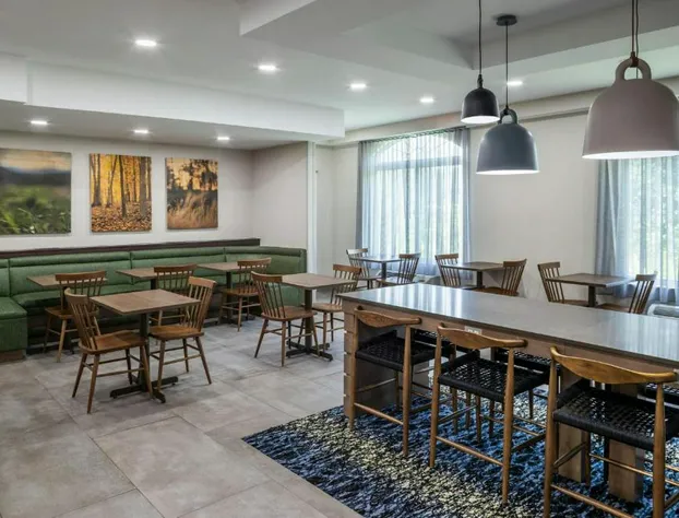 Fairfield Inn & Suites by Marriott Butler hotel detail image 4