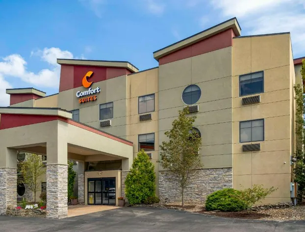 Comfort Suites Monaca hotel detail image 3