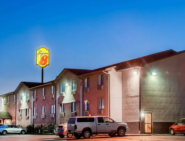 Super 8 by Wyndham Abilene KS hotel detail image 1