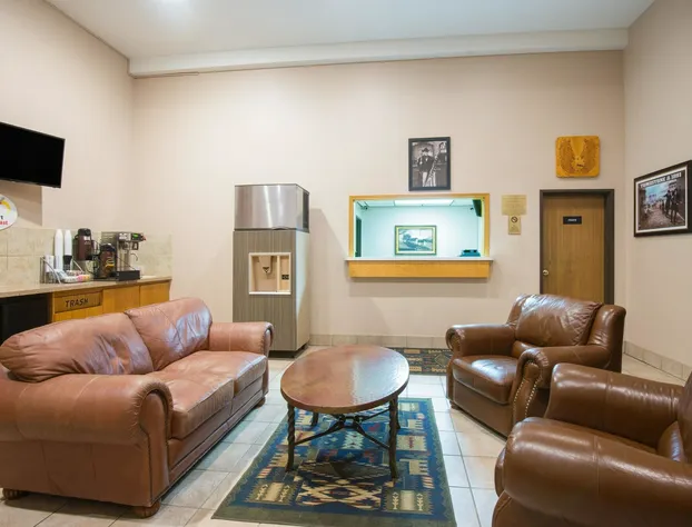 Super 8 by Wyndham Abilene KS hotel detail image 3