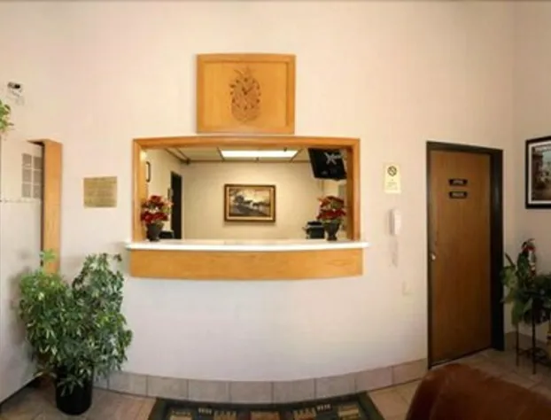 Super 8 by Wyndham Abilene KS hotel detail image 2