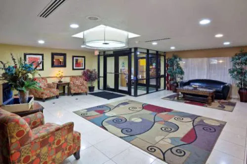 La Quinta Inn & Suites by Wyndham Salina hotel detail image 2