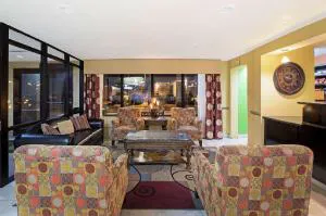 La Quinta Inn & Suites by Wyndham Salina hotel detail image 3