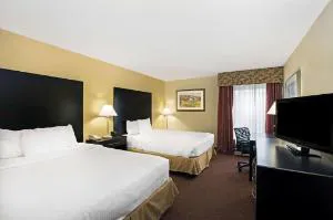 La Quinta Inn & Suites by Wyndham Salina hotel detail image 4
