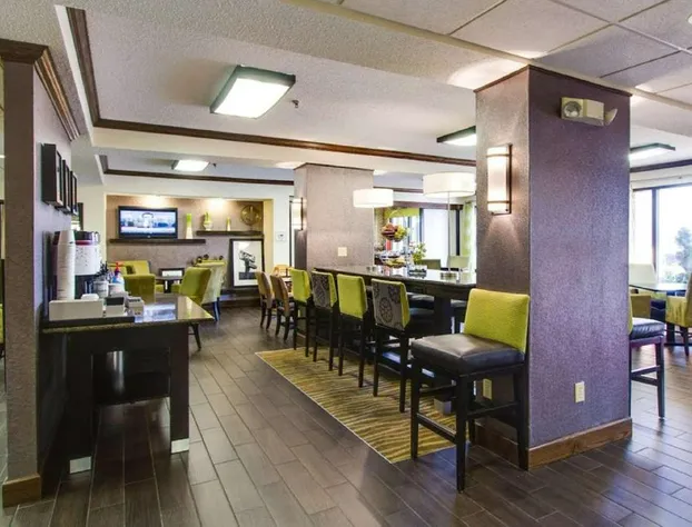 Hampton Inn Salina hotel detail image 3