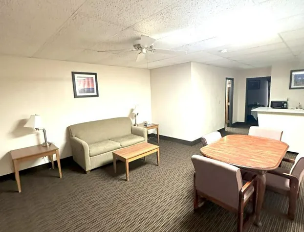 Sunflower Inn and Suites hotel detail image 1