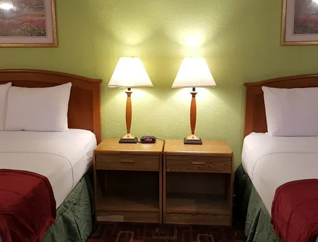 Scottish Inns Niagara Falls NY hotel detail image 2