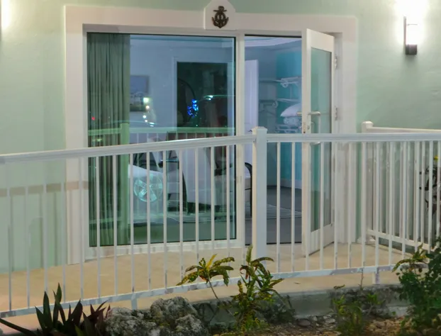 Island House Hotel hotel detail image 1