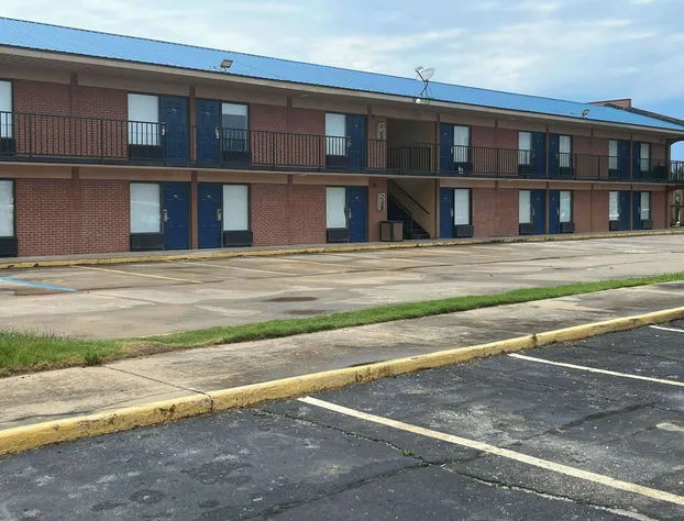 Motel 6 Greenwood, MS hotel detail image 1