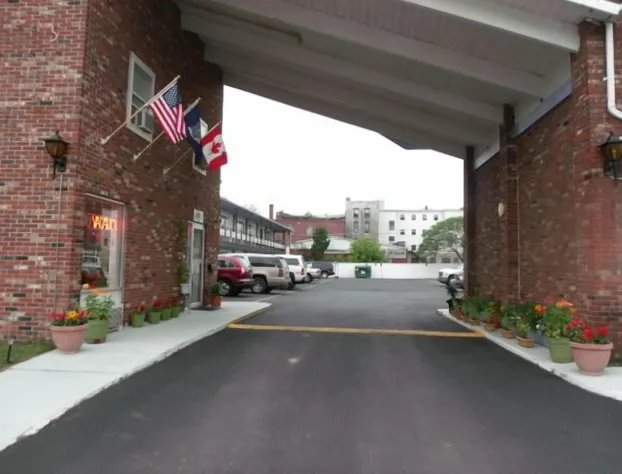 Inn Towne Motel hotel detail image 3