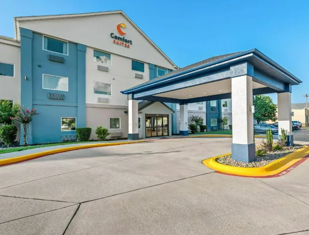 Comfort Suites Longview North hotel detail image 2