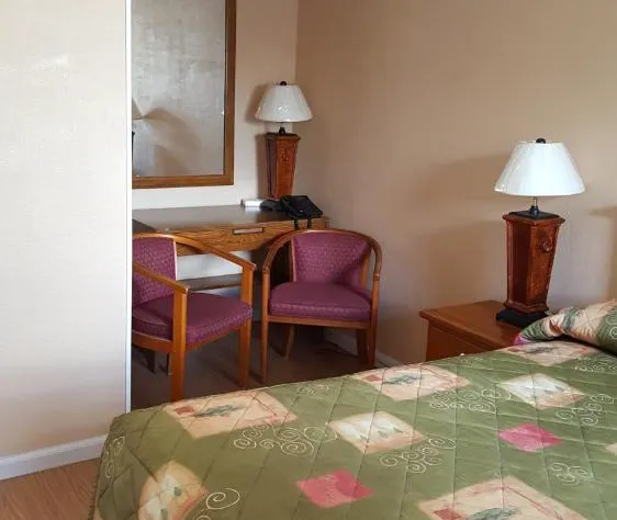 Maples Motel hotel detail image 4