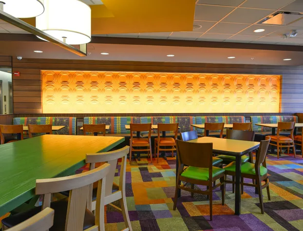 Fairfield Inn & Suites Canton South hotel detail image 4