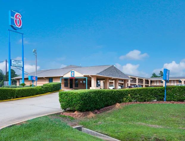 Motel 6 Marshall, TX hotel detail image 1