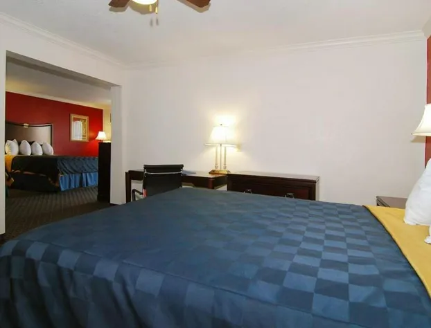 Americas Best Value Inn Kingsville hotel detail image 4