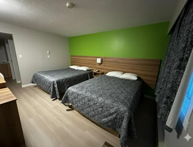 Quesnel Inn hotel detail image 4