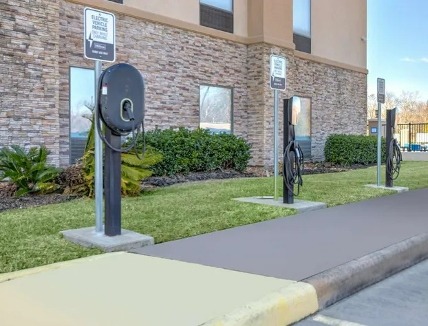 Hampton Inn & Suites Lake Jackson-Clute hotel detail image 2