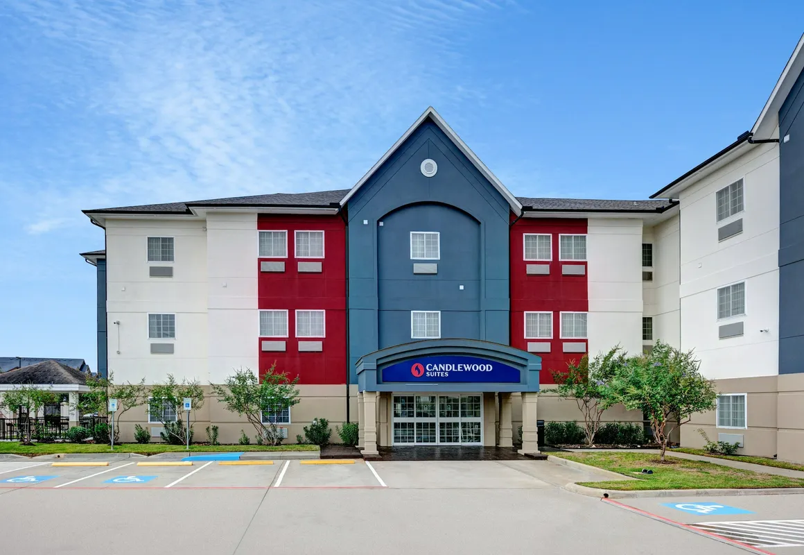 Candlewood Suites Lake Jackson Clute by IHG hotel hero