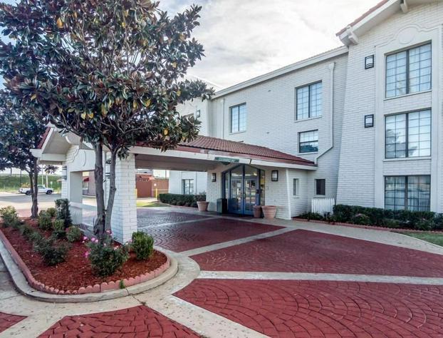 Econo Lodge hotel detail image 2
