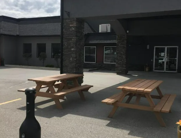 The Kanata by BCMInns Invermere hotel detail image 3