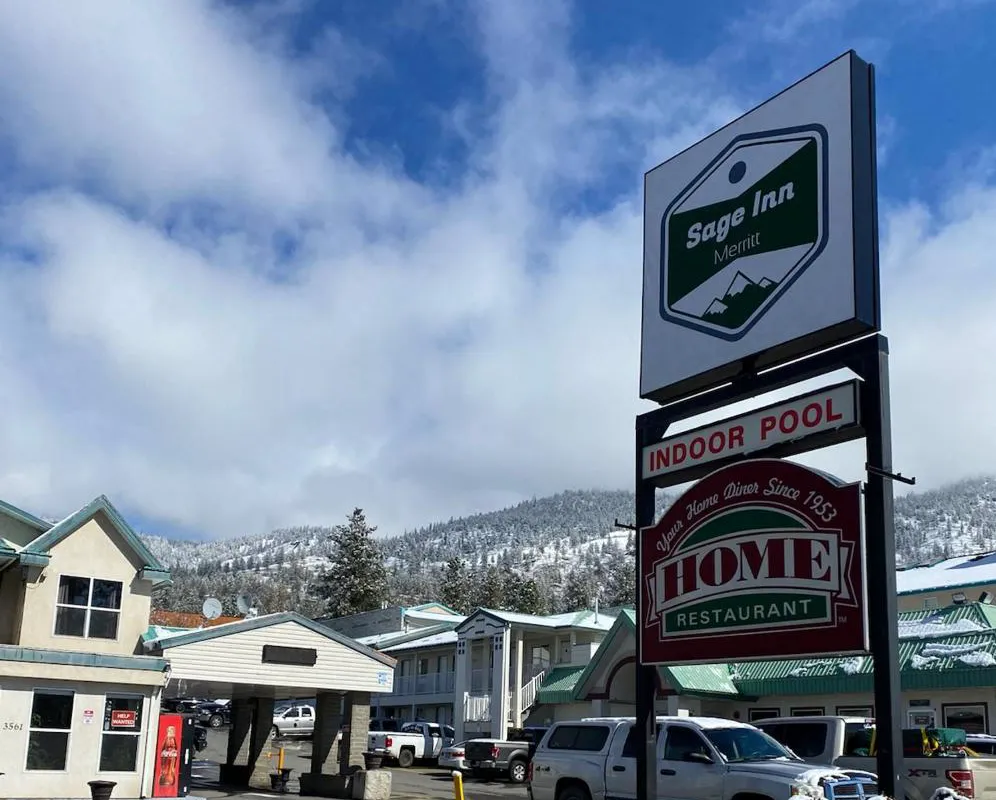 Sage Inn Merritt hotel hero