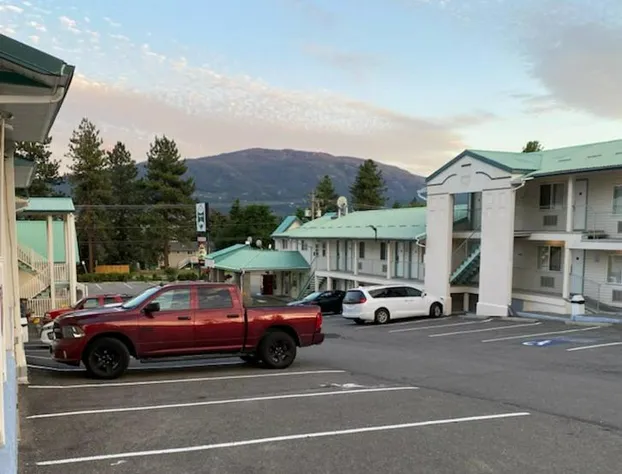 Sage Inn Merritt hotel detail image 1