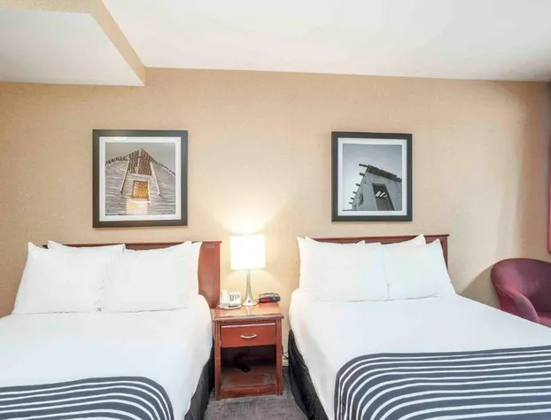 Sandman Inn Princeton hotel detail image 3