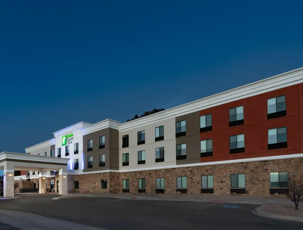 Holiday Inn Express & Suites Trinidad by IHG hotel detail image 1