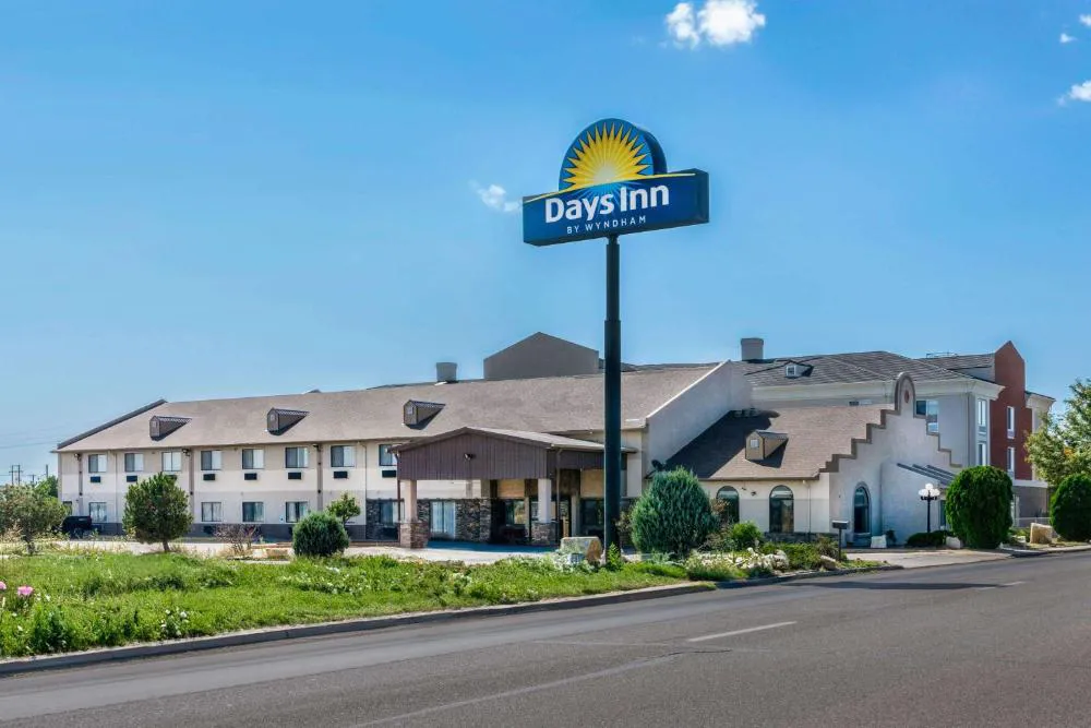 Days Inn by Wyndham Lamar hotel hero