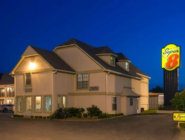 Super 8 by Wyndham Enid hotel detail image 1