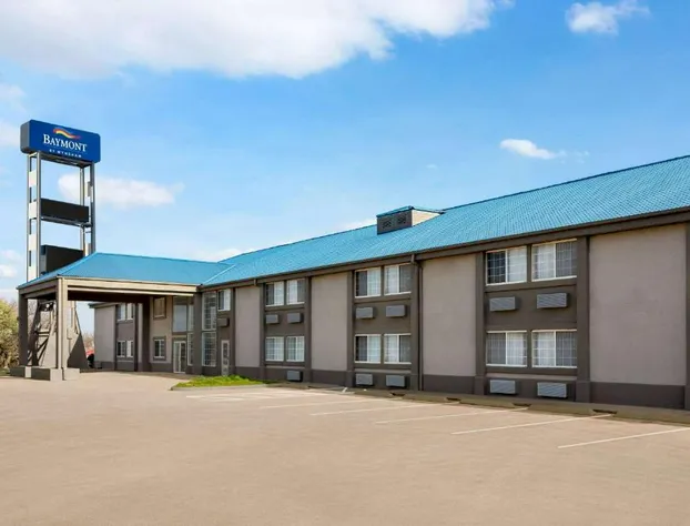 Baymont by Wyndham Blackwell I-35 hotel detail image 1