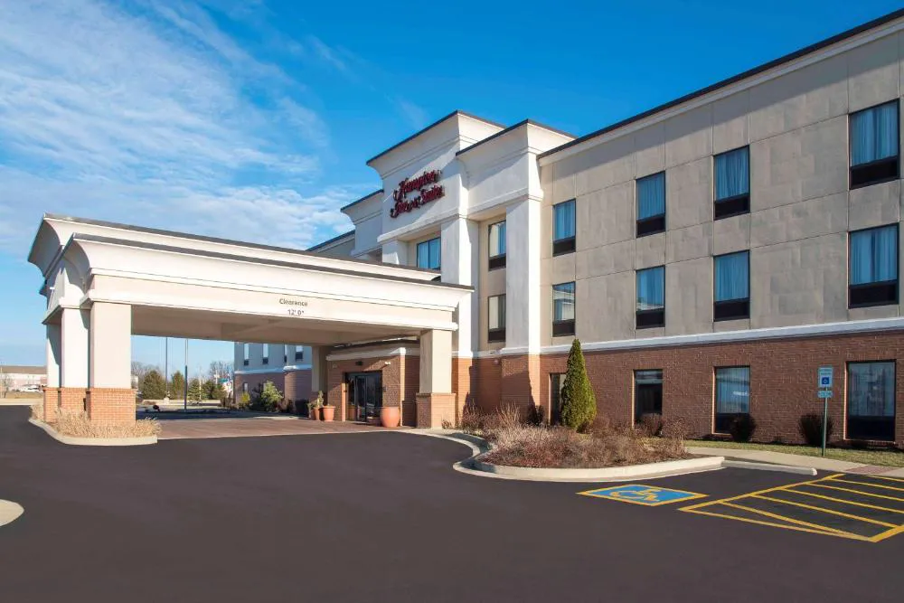 Hampton Inn & Suites Danville hotel hero