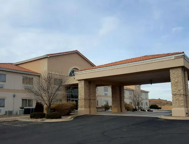 Baymont by Wyndham Belen NM hotel detail image 1