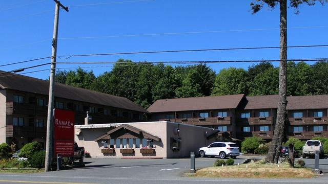 Ramada by Wyndham Campbell River hotel detail image 1