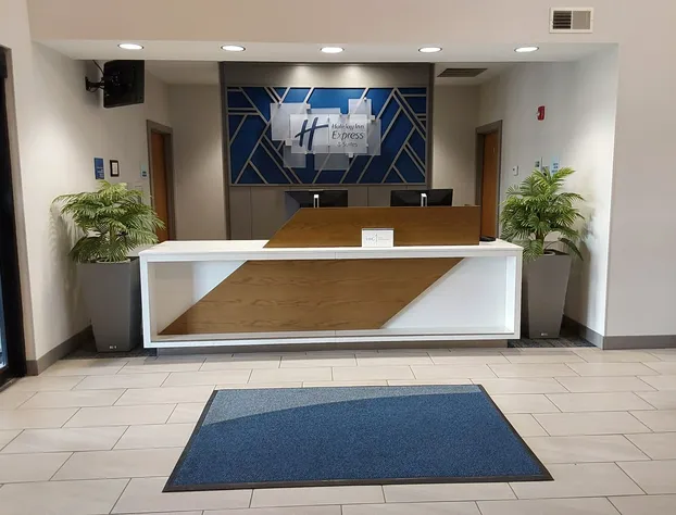 Holiday Inn Express & Suites Antigo by IHG hotel detail image 3