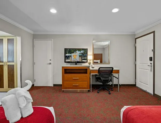 Del Sol Inn - Anaheim Resort hotel detail image 3