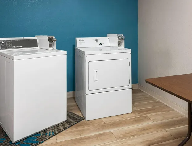 Days Inn by Wyndham Eagle River hotel detail image 4