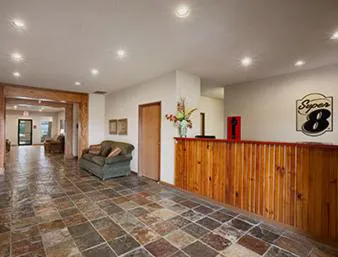 Super 8 by Wyndham Perryville hotel detail image 3