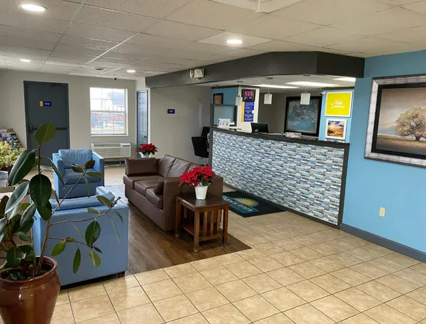 Days Inn by Wyndham Perryville hotel detail image 4