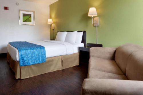 Travelodge by Wyndham Zanesville hotel detail image 4